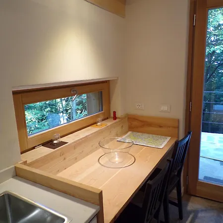 瓦雷塞洛20号公寓 公寓 *