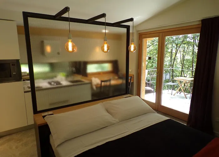 Varesello 20 Brunate